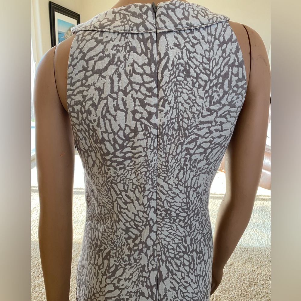 Flattering work Dress Banana Republic size 6 - Picture 5 of 11